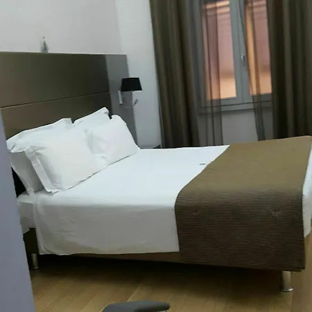 Le Dei Conti Affittacamere 2*
